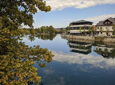 Konak na Uni